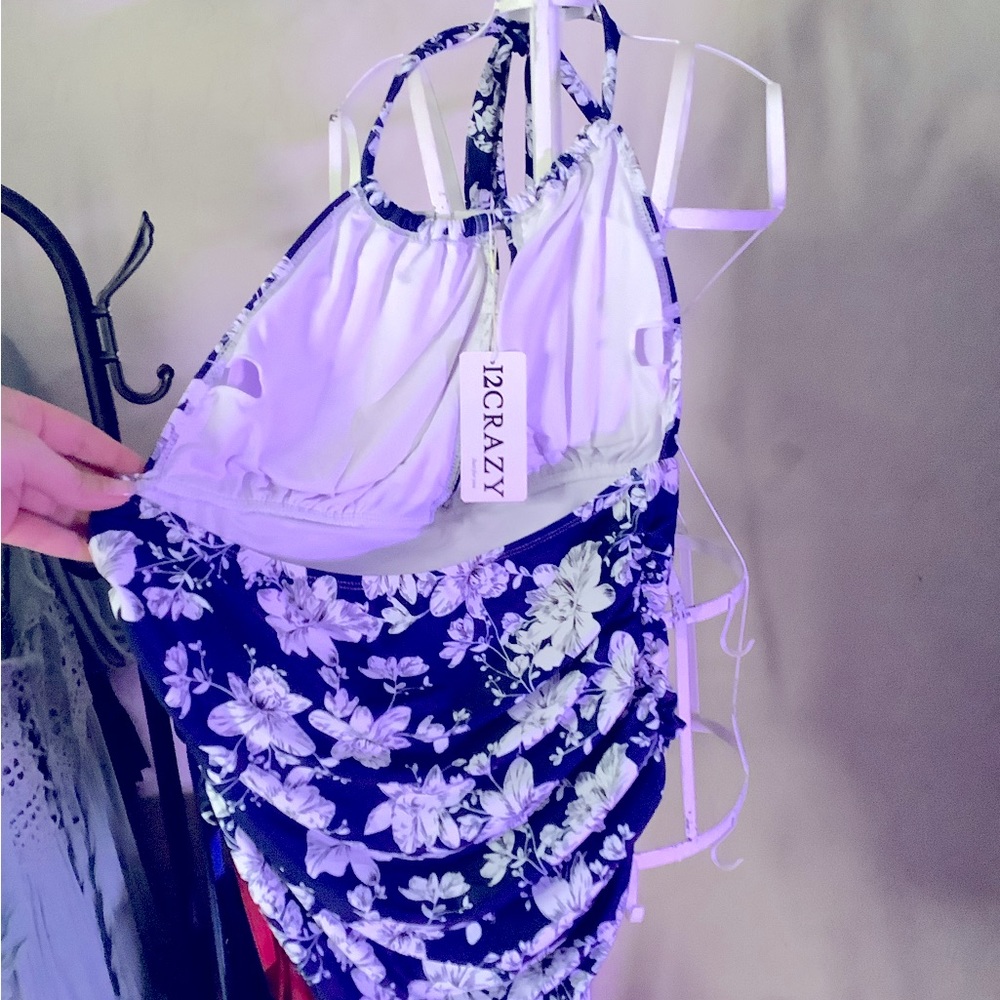 12Crazy floral one-piece‎ swimsuit NWT Sz Large - Picture 4 of 6